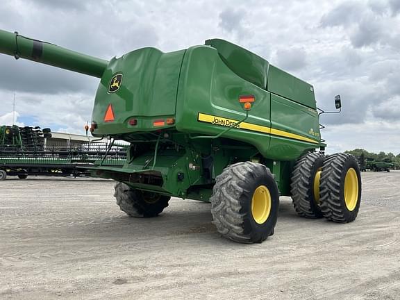 Image of John Deere 9770 STS equipment image 4