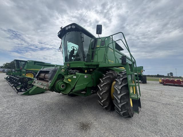 Image of John Deere 9770 STS equipment image 3