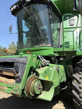 Image of John Deere 9770 STS equipment image 4