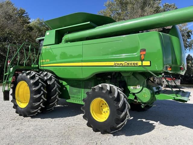 Image of John Deere 9770 STS equipment image 4