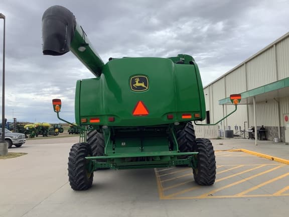 Image of John Deere 9770 STS equipment image 4