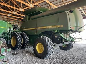 2009 John Deere 9770 STS Image
