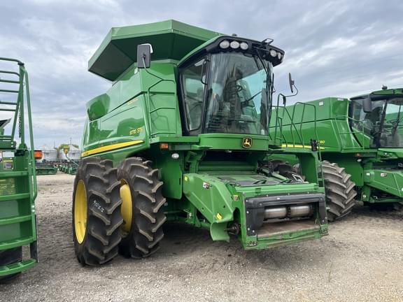 Image of John Deere 9770 STS equipment image 2