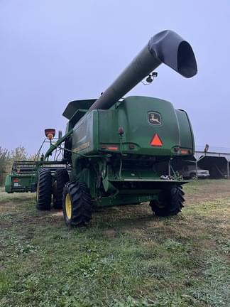Image of John Deere 9770 STS equipment image 2