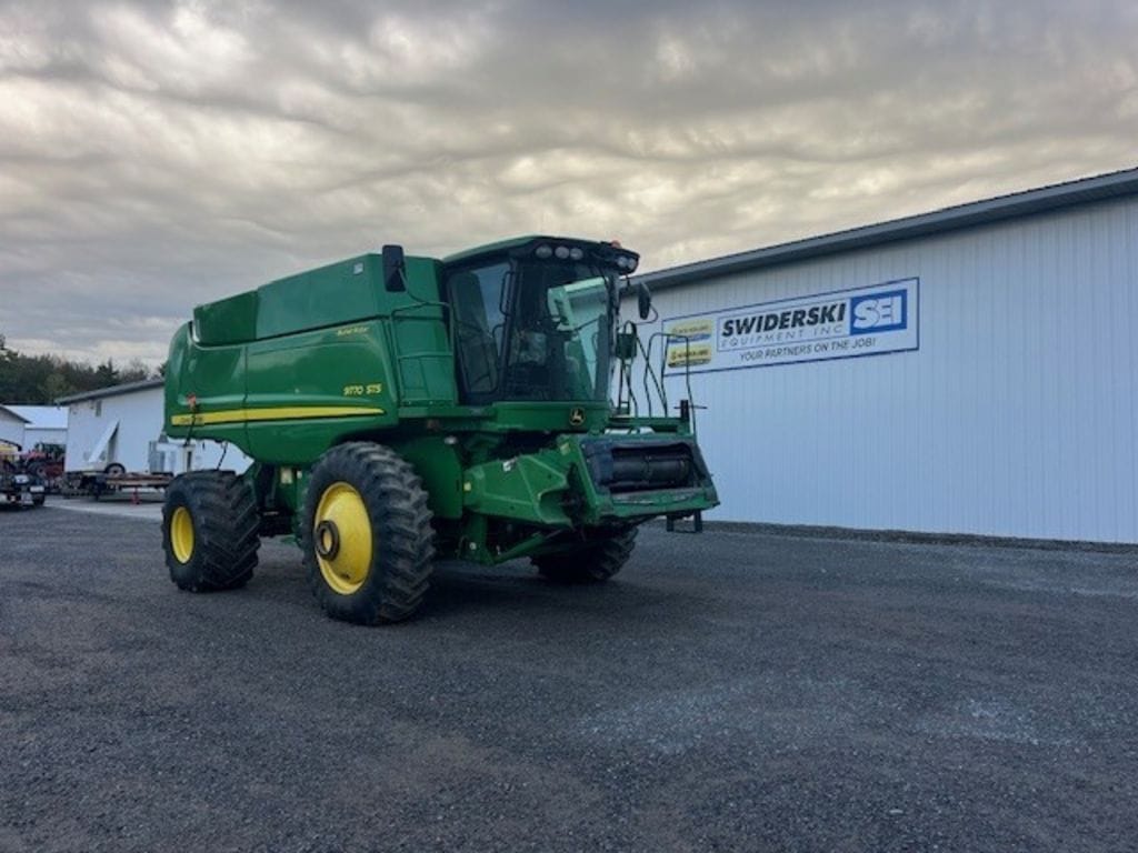 2009 John Deere 9770 STS Equipment Image0