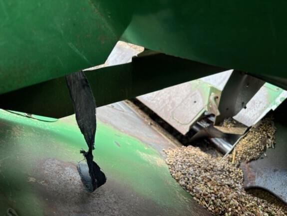 Image of John Deere 9770 STS equipment image 1