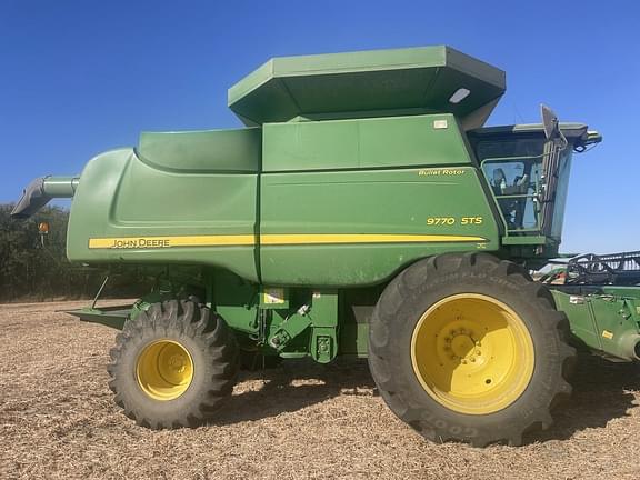 Image of John Deere 9770 STS Primary image