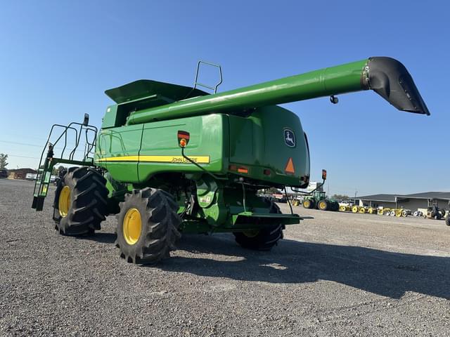 Image of John Deere 9770 STS equipment image 4