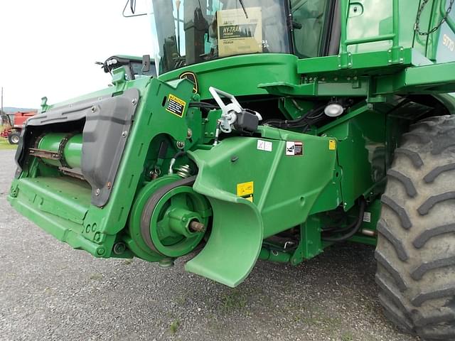 Image of John Deere 9770 STS equipment image 2