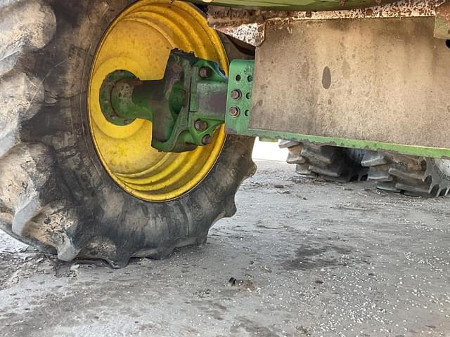 Image of John Deere 9770 STS equipment image 4