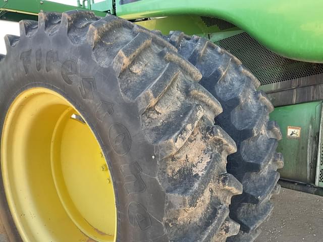 Image of John Deere 9770 STS equipment image 2