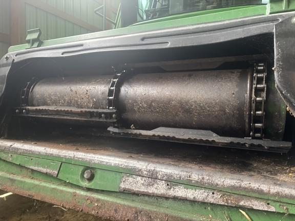 Image of John Deere 9770 STS equipment image 4
