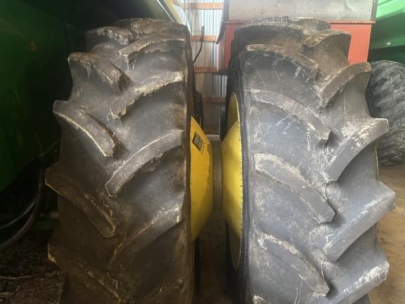Image of John Deere 9770 STS equipment image 3