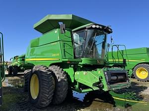 2009 John Deere 9770 STS Image