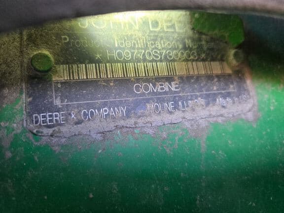 Image of John Deere 9770 STS equipment image 4