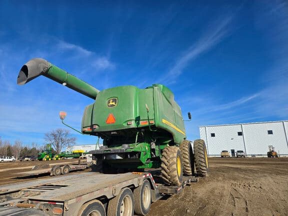 Image of John Deere 9770 STS equipment image 1