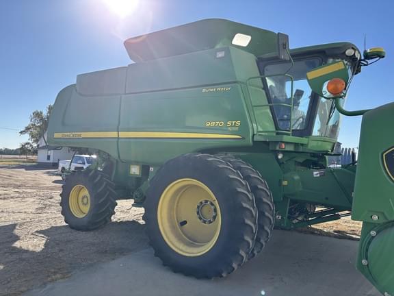 Image of John Deere 9870 STS equipment image 2
