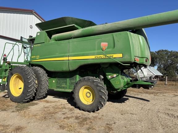 Image of John Deere 9870 STS equipment image 1