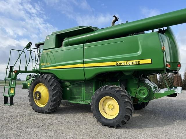 Image of John Deere 9870 STS equipment image 4