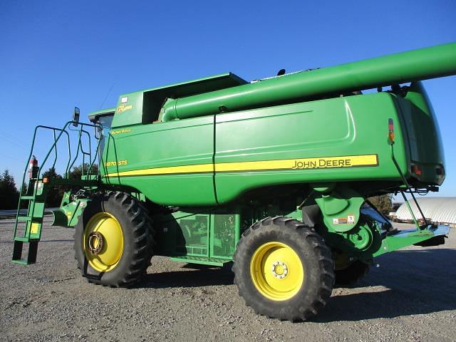 Image of John Deere 9870 STS equipment image 4