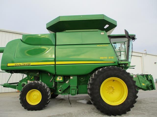 Image of John Deere 9870 STS equipment image 3