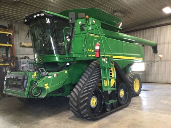 2009 John Deere 9870 STS Equipment Image0