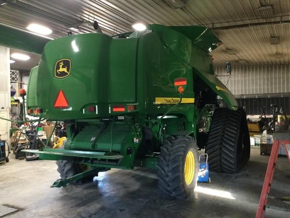 Image of John Deere 9870 STS equipment image 4
