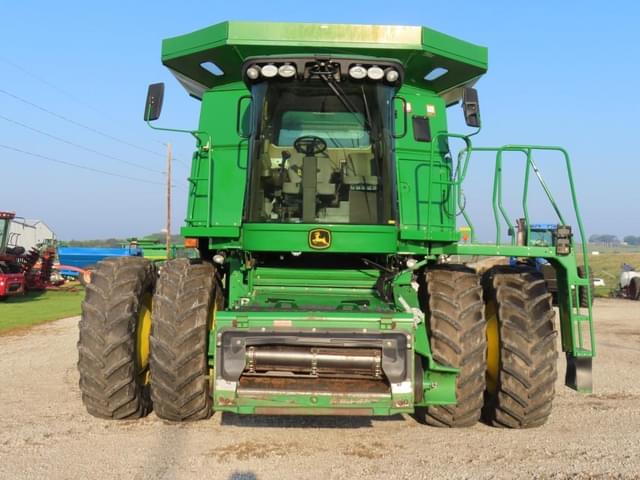 Image of John Deere 9870 STS equipment image 2