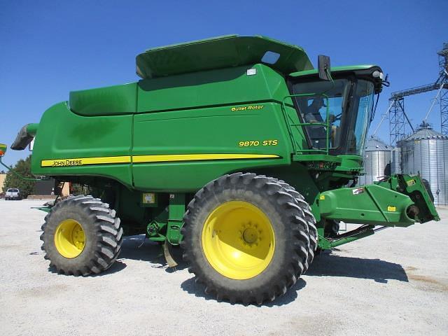 Image of John Deere 9870 STS equipment image 1