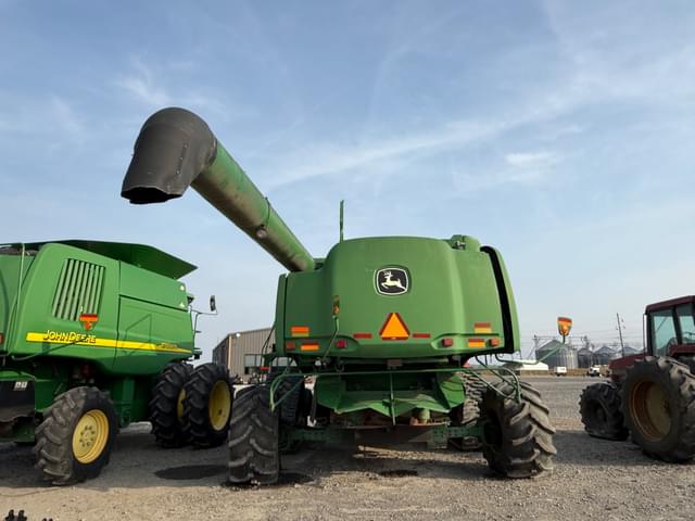 Image of John Deere 9870 STS equipment image 4