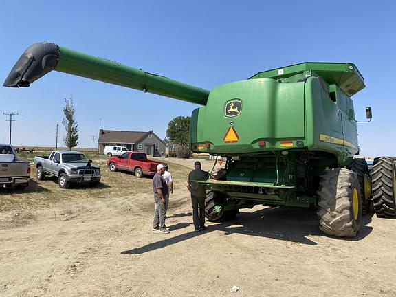 Image of John Deere 9870 STS equipment image 4