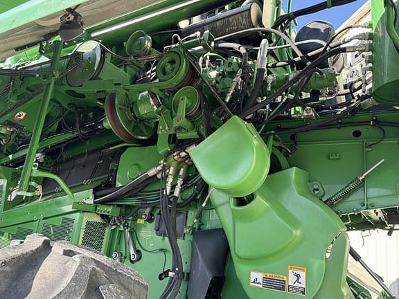 Image of John Deere 9870 STS equipment image 3