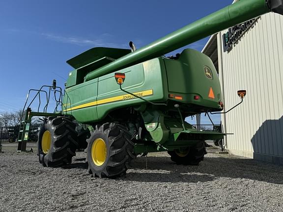 Image of John Deere 9870 STS equipment image 4