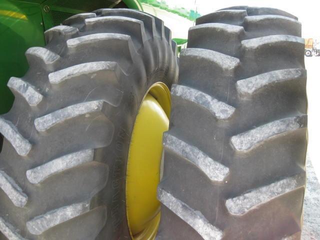 Image of John Deere 9870 STS equipment image 3