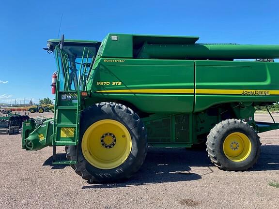 Image of John Deere 9870 STS equipment image 1