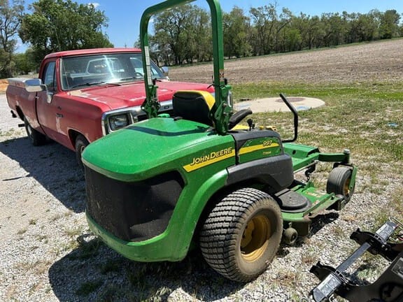 2009 John Deere 997 Equipment Image0