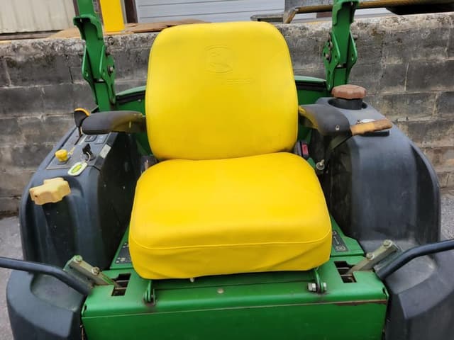 Image of John Deere 997 equipment image 4