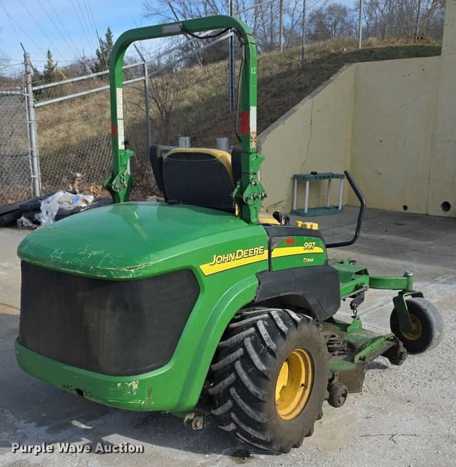 Image of John Deere 997 equipment image 4