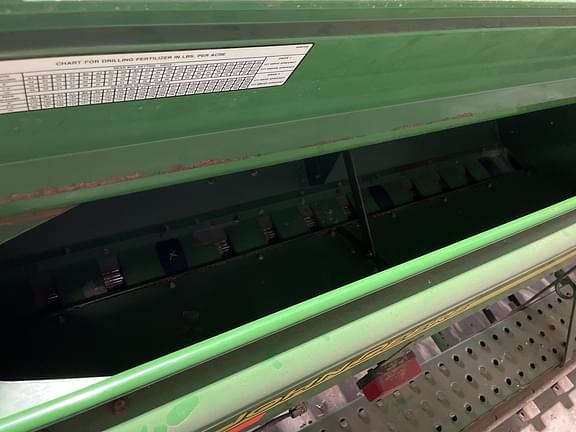 Image of John Deere BD1113 equipment image 4