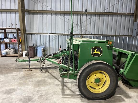 Image of John Deere BD1113 equipment image 2