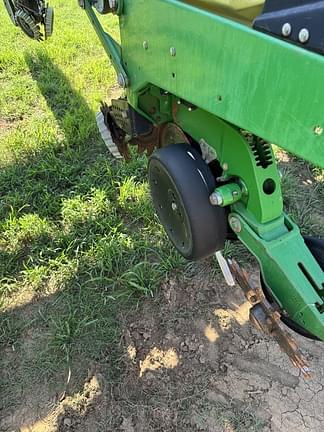 Image of John Deere DB44 equipment image 3
