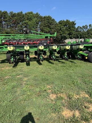 2009 John Deere DB44 Equipment Image0