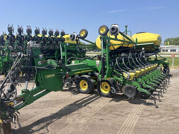 Image of John Deere DB44 equipment image 1