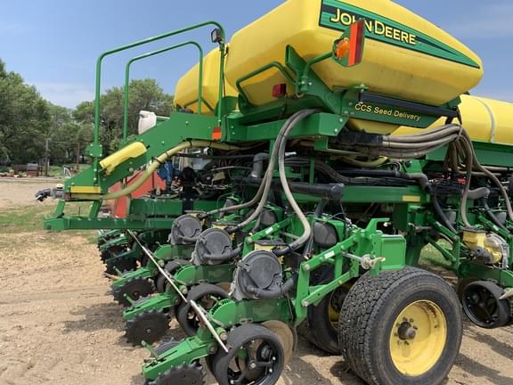 Image of John Deere DB60 equipment image 4