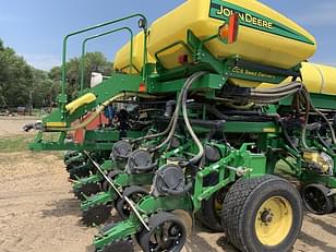 Main image John Deere DB60 4