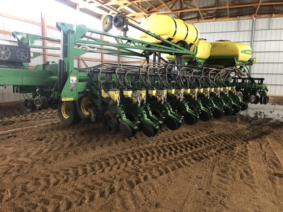 Main image John Deere DB60