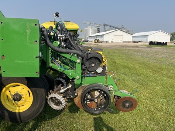 Image of John Deere DB80 equipment image 2