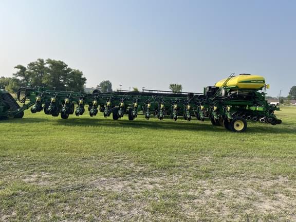 Image of John Deere DB80 equipment image 1
