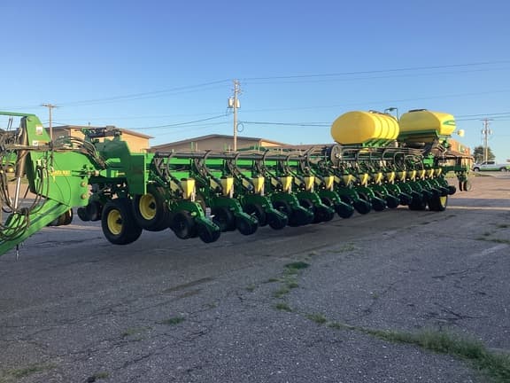 Image of John Deere DB90 equipment image 1