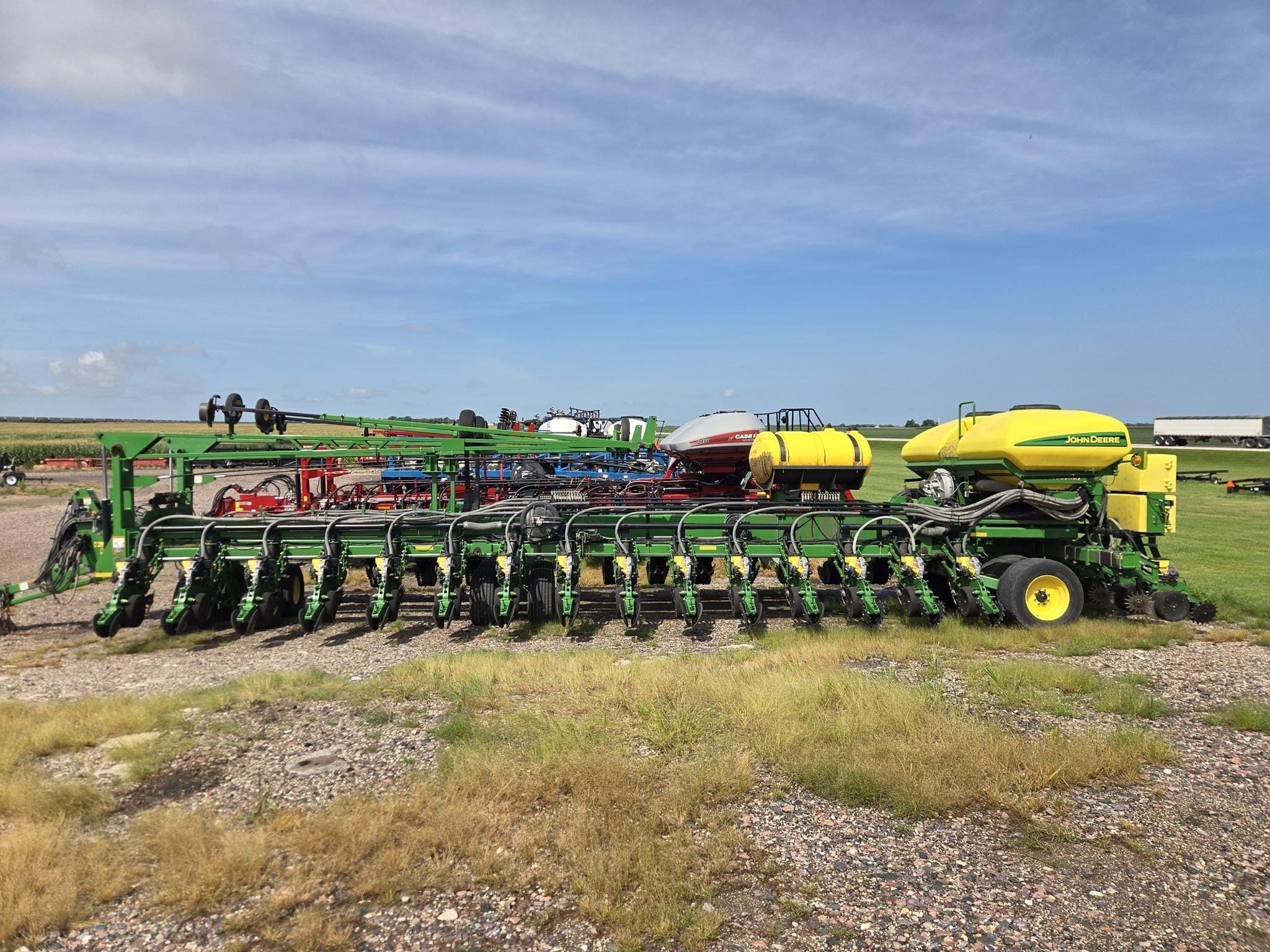 2009 John Deere DB90 Equipment Image0
